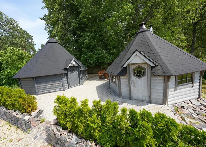 Reiu Holiday Centre *