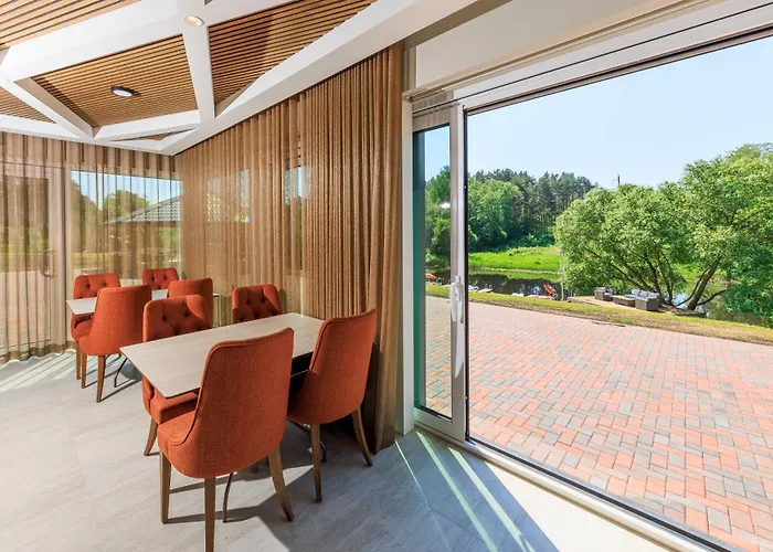 乐伊优度假中心 *